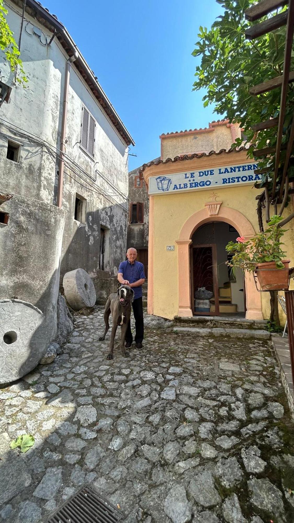 Le Due Lanterne Aieta Exterior foto